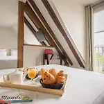 オテル ボーヴォワール パリ