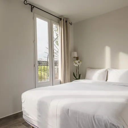 Otel Beauvoir